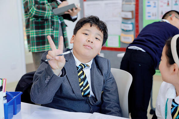 Grade 3 - 中文课,南通惠立学校